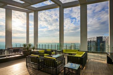 Aurora Tower @ Eco Sky