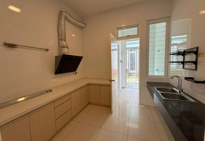 Merrydale @ Eco Majestic