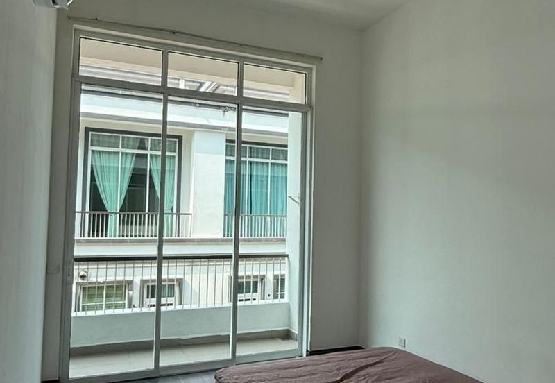 Merrydale @ Eco Majestic