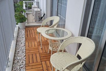 Jadite Suites @ Jade Hills