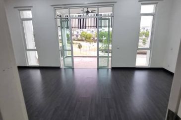 Mellowood @ Eco Majestic