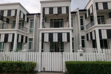 Mellowood @ Eco Majestic