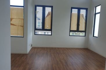 Tenderfields @ Eco Majestic