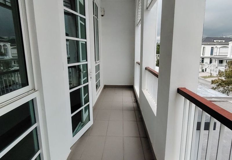 Merrydale @ Eco Majestic