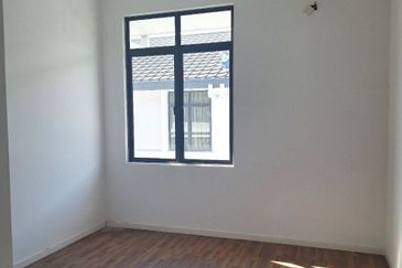 Cradleton @ Eco Majestic