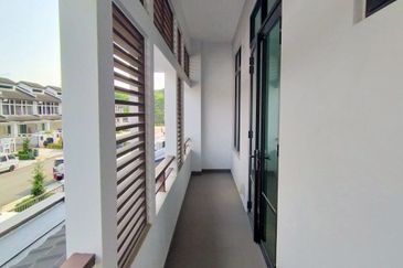 Cradleton @ Eco Majestic