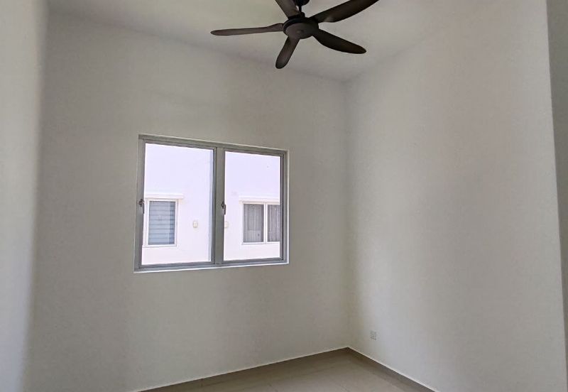 Hazelton @ Eco Forest 3