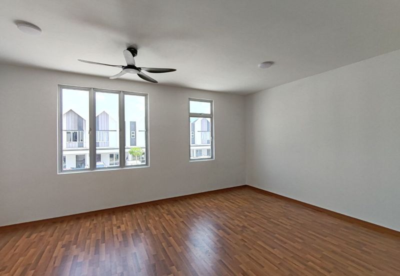 Hazelton @ Eco Forest 3