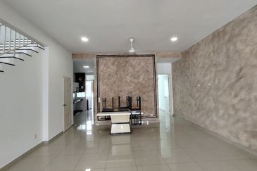 Cradleton @ Eco Majestic