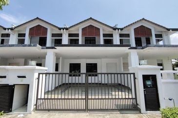 Cradleton @ Eco Majestic