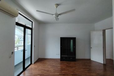 Cradleton @ Eco Majestic