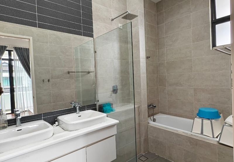 Tenderfields @ Eco Majestic