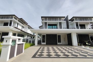 Tenderfields @ Eco Majestic