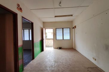 Pangsapuri Orkid, Bandar Mahkota Cheras