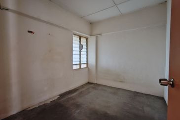 Pangsapuri Orkid, Bandar Mahkota Cheras