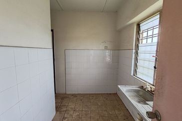 Pangsapuri Orkid, Bandar Mahkota Cheras