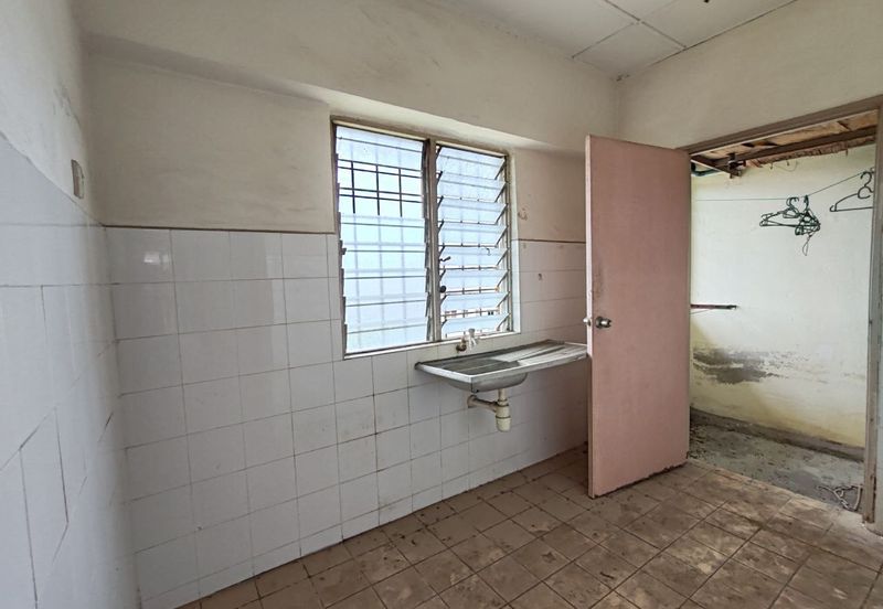 Pangsapuri Orkid, Bandar Mahkota Cheras