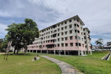 Pangsapuri Orkid, Bandar Mahkota Cheras