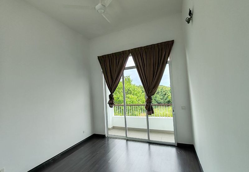 Merrydale @ Eco Majestic