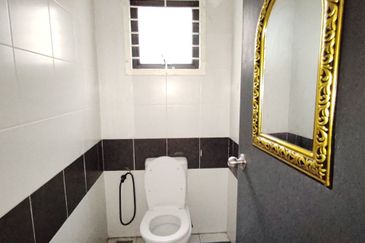 Brighton @ Eco Majestic