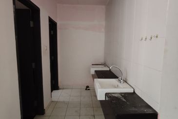 Brighton @ Eco Majestic