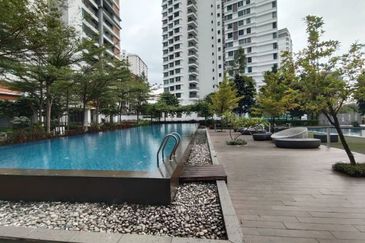 A'marine Lakeside Condominium