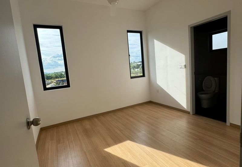 Farina @ Setia Ecohill 2