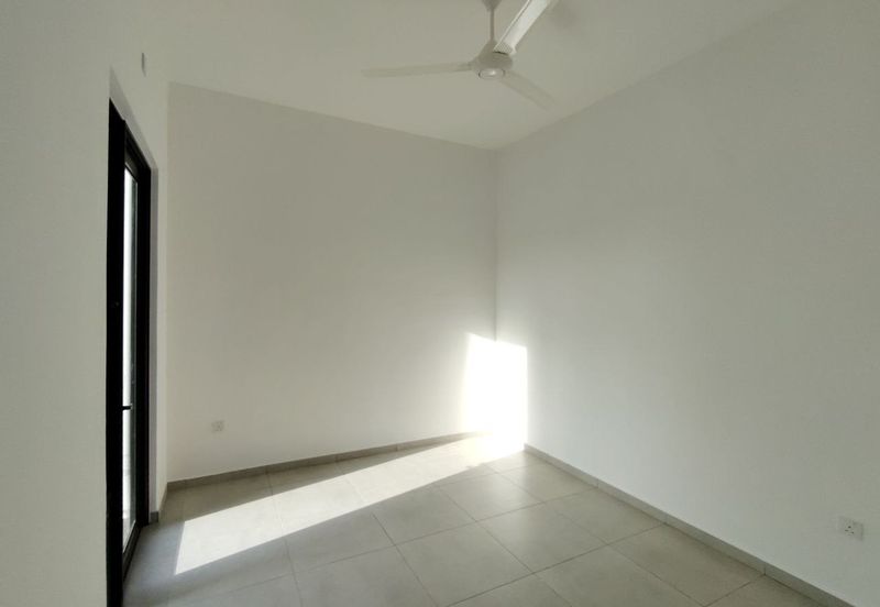 Farina @ Setia Ecohill 2