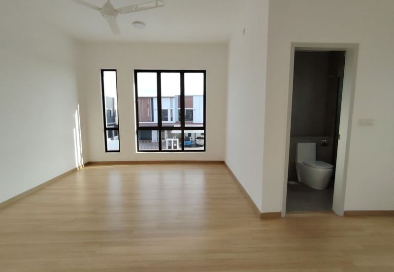 Farina @ Setia Ecohill 2