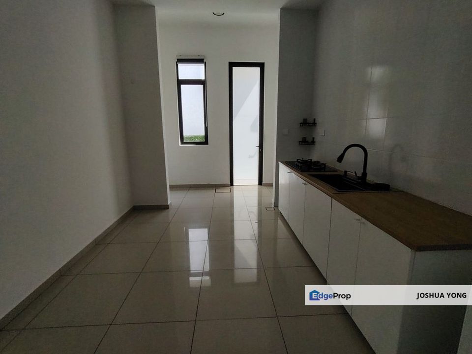 Mellowood,Eco Majestic, Semenyih @ 2 Sotrey House 22x70 for SALE, Selangor, Semenyih