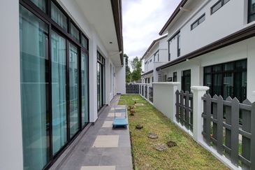 Tenderfields @ Eco Majestic