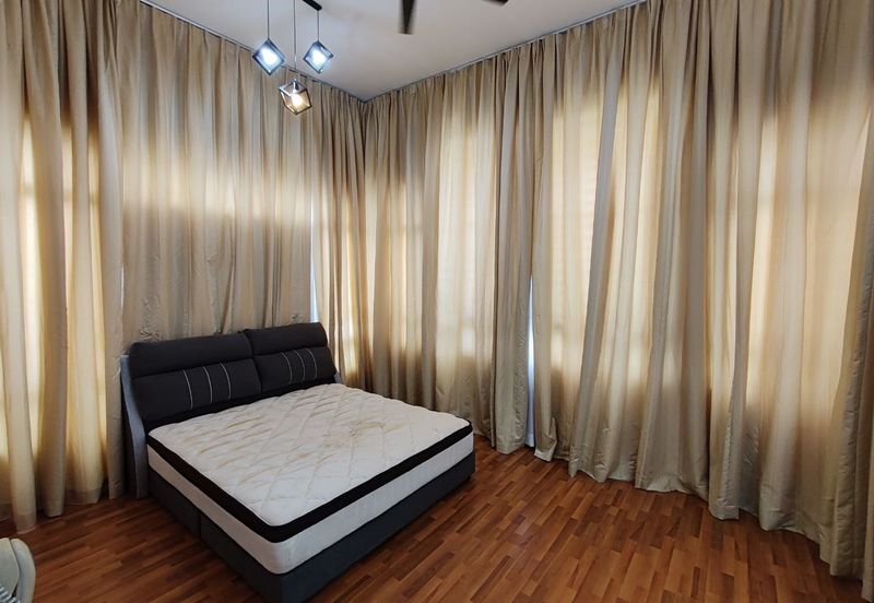 Tenderfields @ Eco Majestic