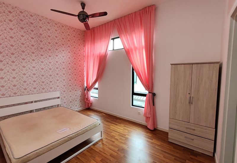 Tenderfields @ Eco Majestic