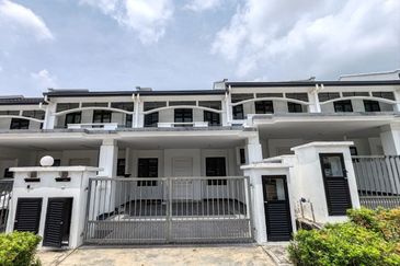 Cradleton @ Eco Majestic