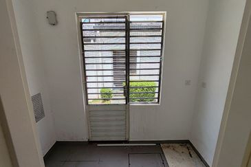 Cradleton @ Eco Majestic