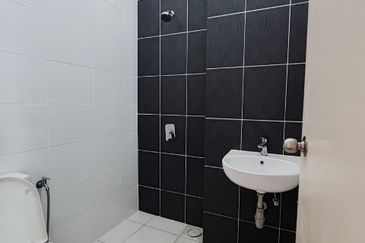 Cradleton @ Eco Majestic