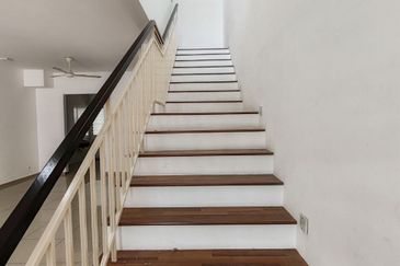 Cradleton @ Eco Majestic