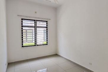 Cradleton @ Eco Majestic