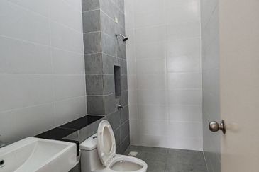 Cradleton @ Eco Majestic