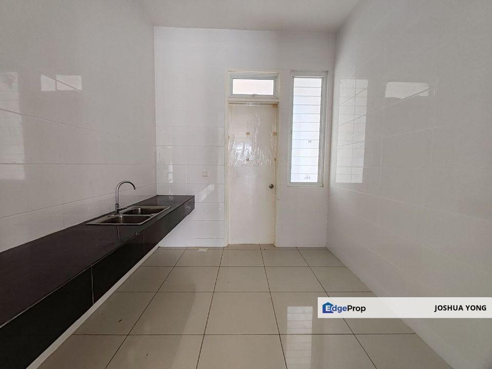 𝐄𝐜𝐨 𝐌𝐚𝐣𝐞𝐬𝐭𝐢𝐜 𝐌𝐞𝐫𝐫𝐲𝐝𝐚𝐥𝐞 (𝟐𝟎𝐱𝟕𝟓) 𝐒𝐞𝐦𝐞𝐧𝐲𝐢𝐡 ,𝐍𝐞𝐚𝐫 𝐉𝐚𝐲𝐚𝐠𝐫𝐨𝐜𝐞𝐫  𝐟𝐨𝐫 𝐑𝐞𝐧𝐭, Selangor, Semenyih