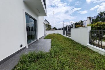 Ebonylane @ Eco Forest