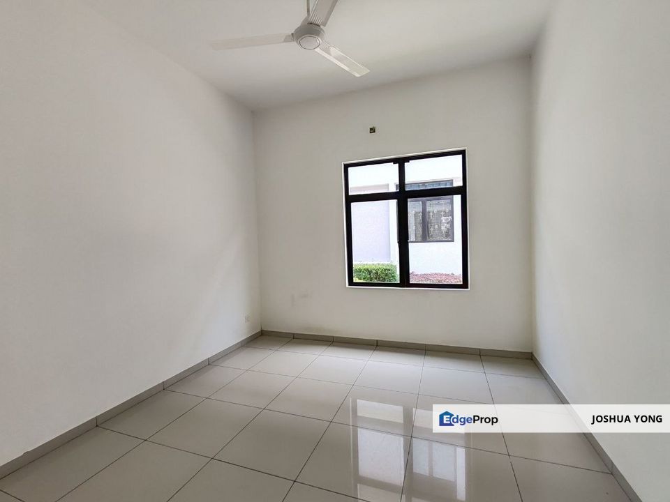 𝐄𝐜𝐨 𝐌𝐚𝐣𝐞𝐬𝐭𝐢𝐜 𝐂𝐫𝐚𝐝𝐥𝐞𝐭𝐨𝐧, 𝐒𝐞𝐦𝐞𝐧𝐲𝐢𝐡 @ 𝐋𝐚𝐫𝐠𝐞𝐬𝐭 𝐋𝐚𝐲𝐨𝐮𝐭 𝐒𝐮𝐩𝐞𝐫𝐥𝐢𝐧𝐤 (𝟐𝟒’𝐱𝟕𝟓’) 𝐟𝐨𝐫 𝐑𝐞𝐧𝐭, Selangor, Semenyih