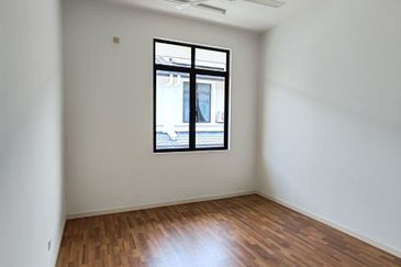 Cradleton @ Eco Majestic