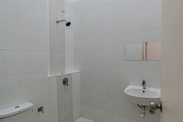 Cradleton @ Eco Majestic