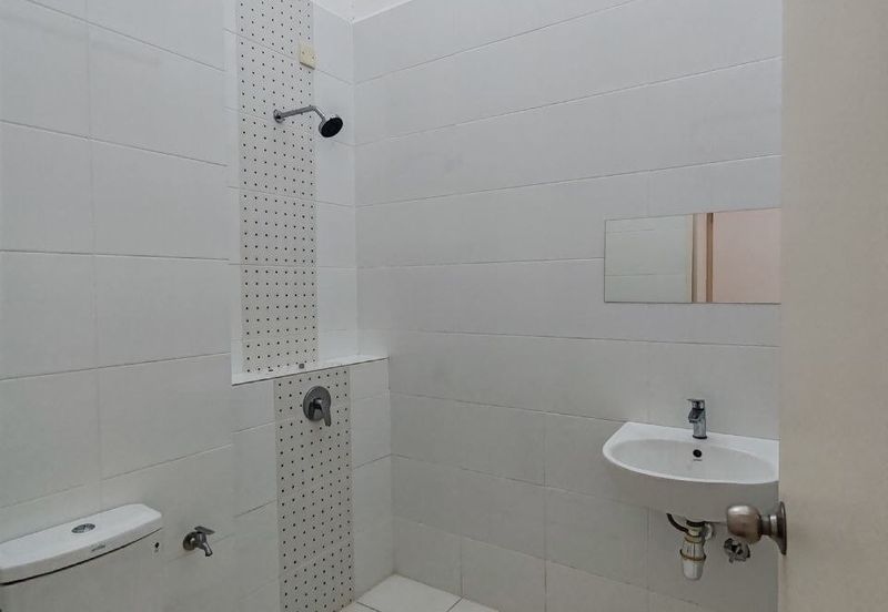 Cradleton @ Eco Majestic