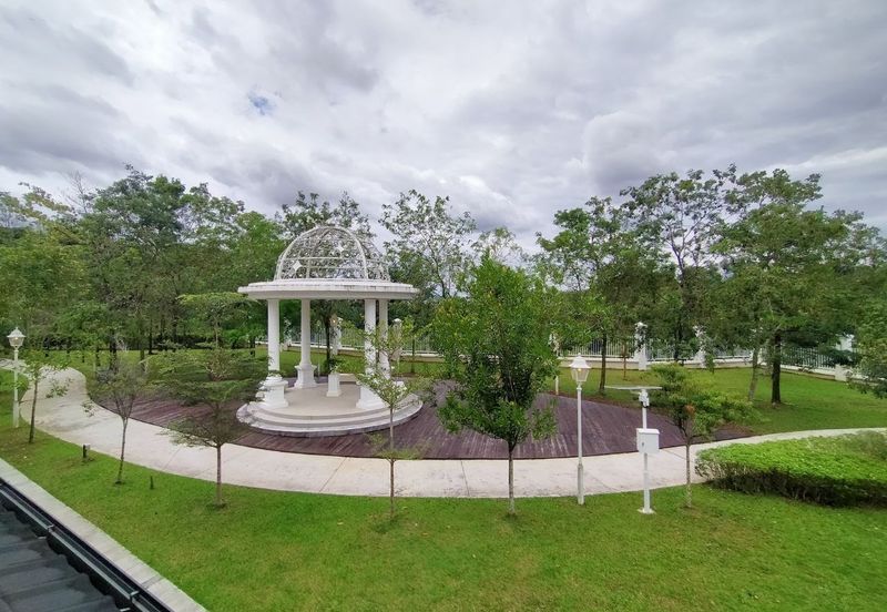 Cradleton @ Eco Majestic