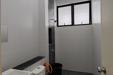 Cradleton @ Eco Majestic