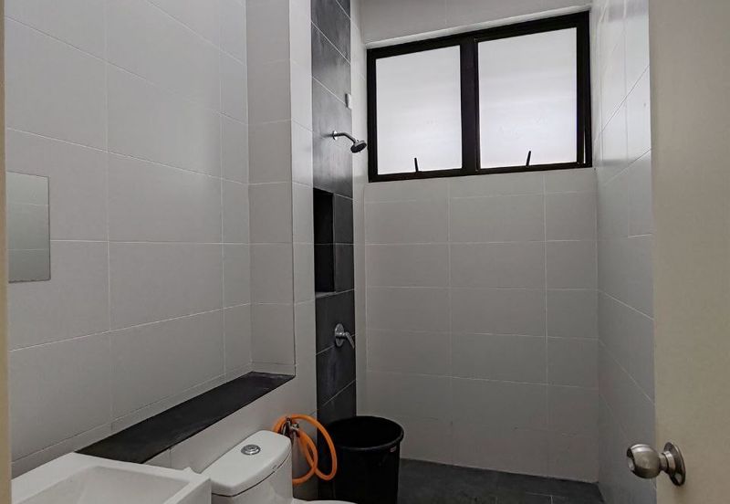 Cradleton @ Eco Majestic