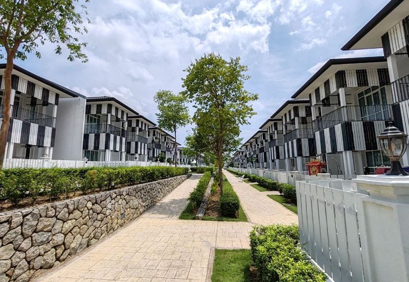 Mellowood @ Eco Majestic