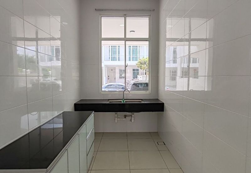 Mellowood @ Eco Majestic